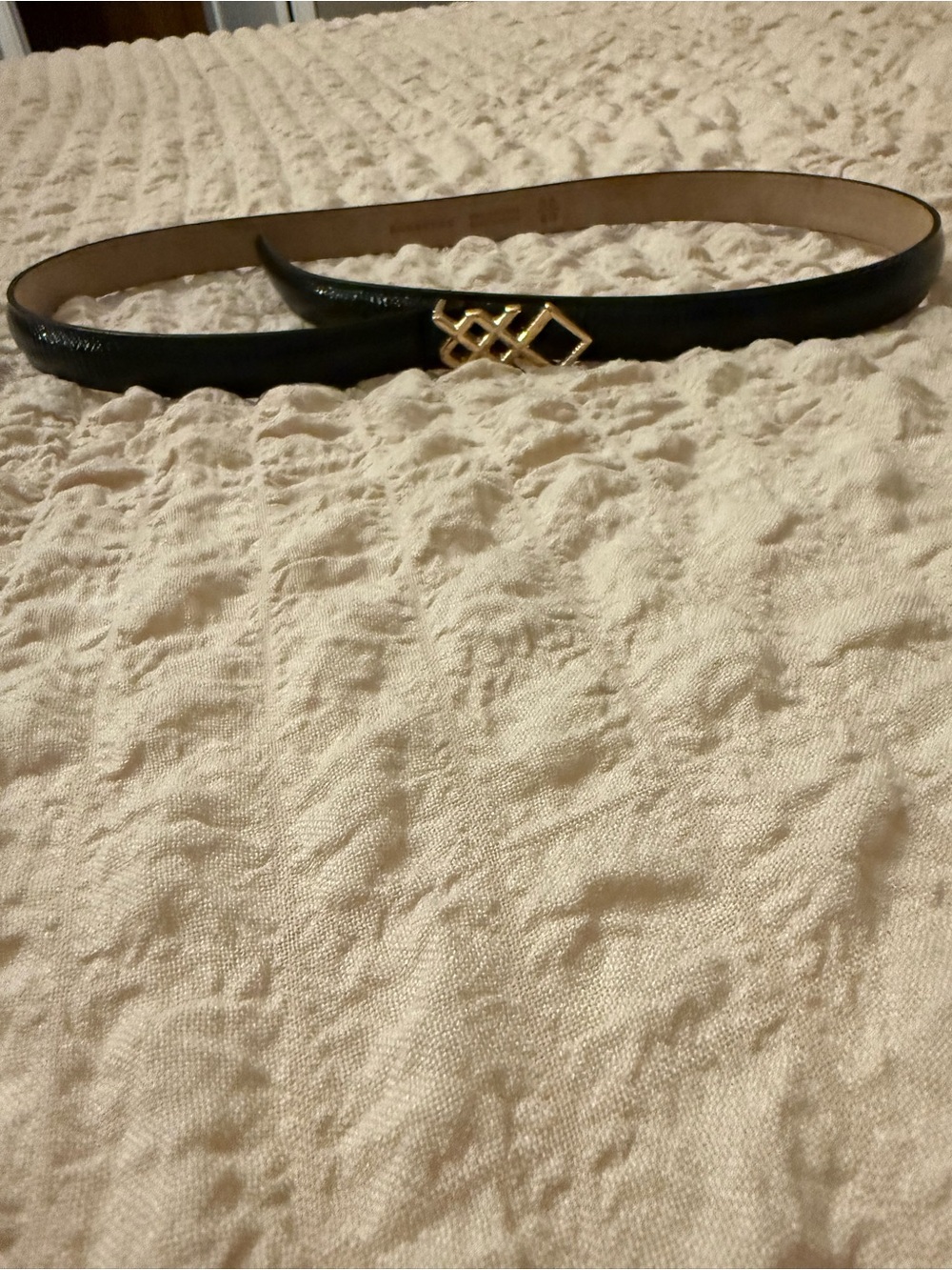 Burberry Black Women's Leather Belt with Gold Knot Buckle